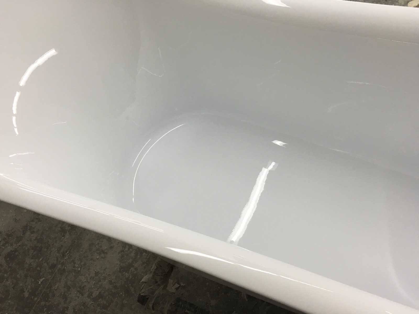 (4) MEC3149--Acrylic Freestanding Irregular Oval Soaking Bathtub with Angle.JPG